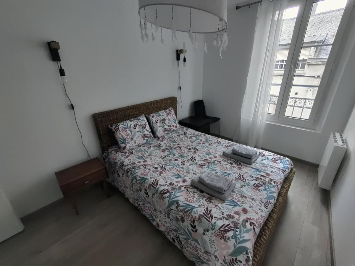 Appartement T3 PLUME Hyper centre d'ERNÉE Extérieur photo
