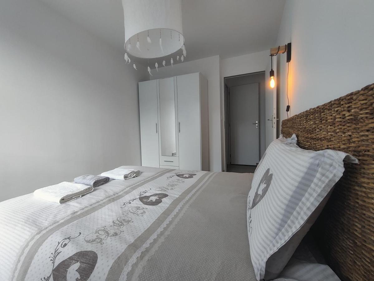 Appartement T3 PLUME Hyper centre d'ERNÉE Extérieur photo